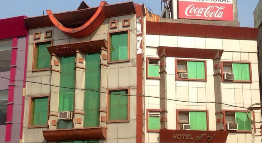 Hotel The Golden Oak Rāipur Esterno foto